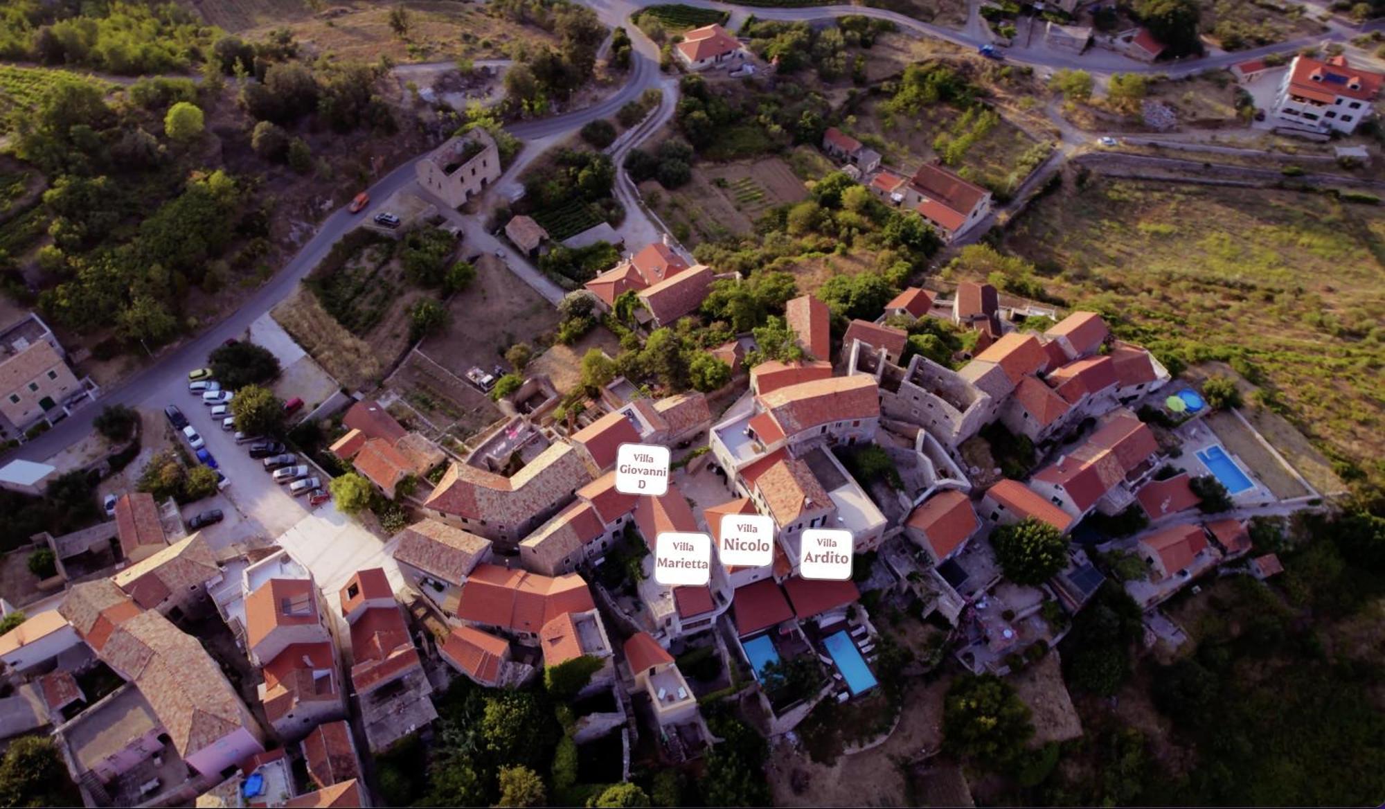 Dvor Pitve Villas Jelsa  Bagian luar foto