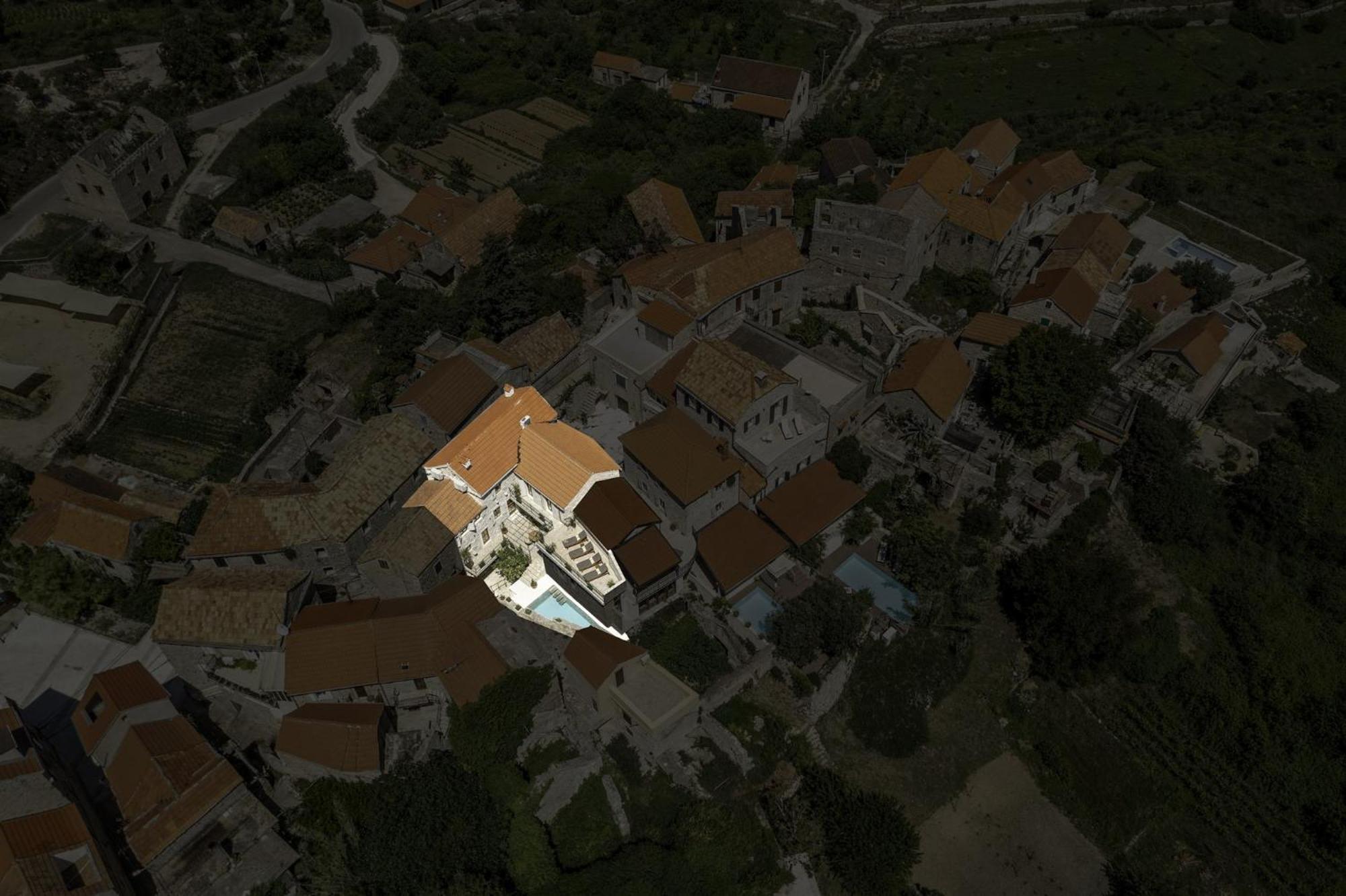 Dvor Pitve Villas Jelsa  Bagian luar foto