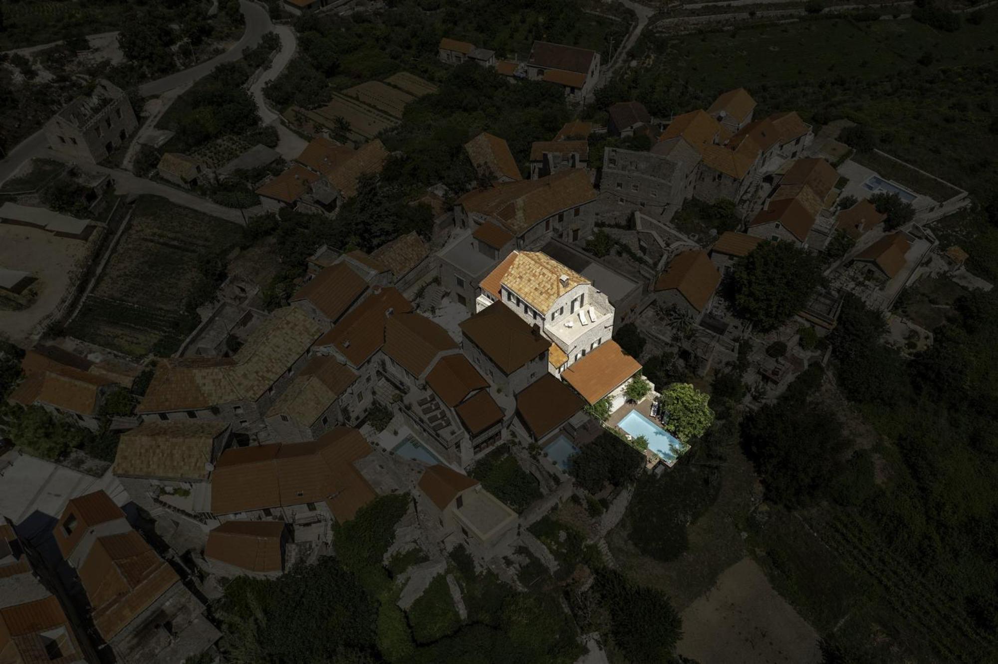Dvor Pitve Villas Jelsa  Bagian luar foto
