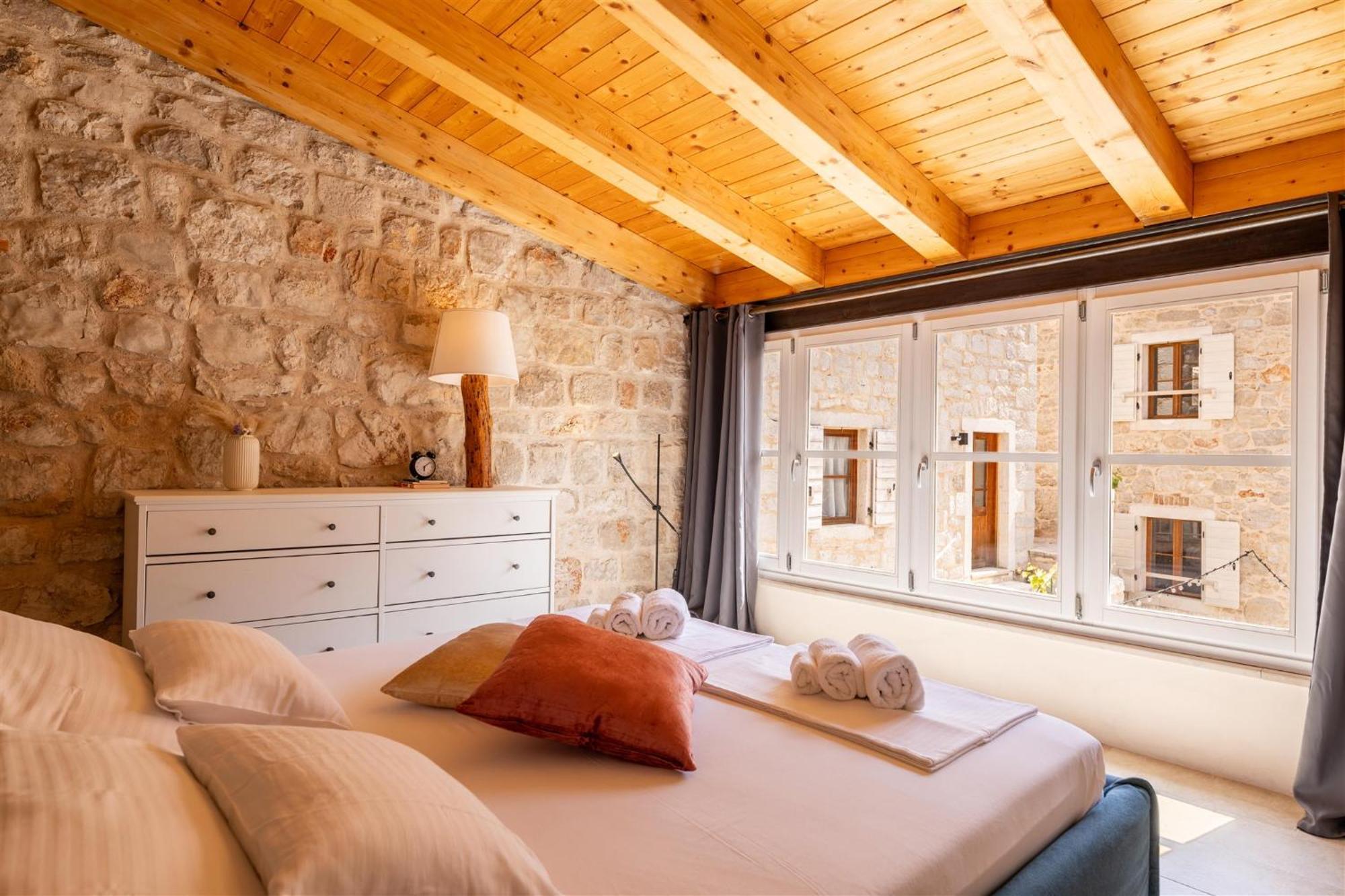 Dvor Pitve Villas Jelsa  Ruang foto