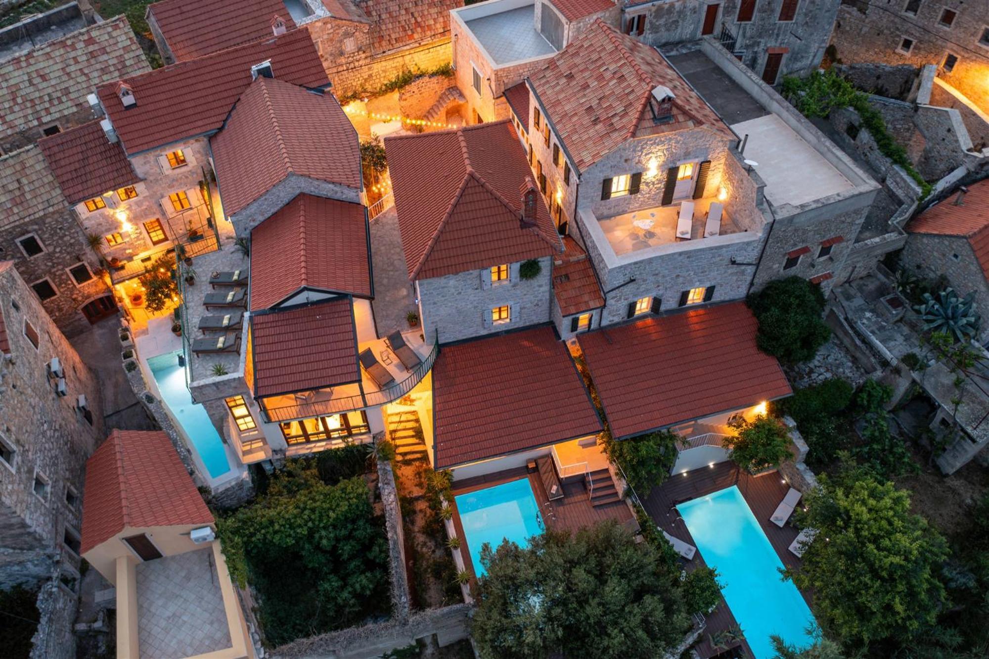 Dvor Pitve Villas Jelsa  Bagian luar foto