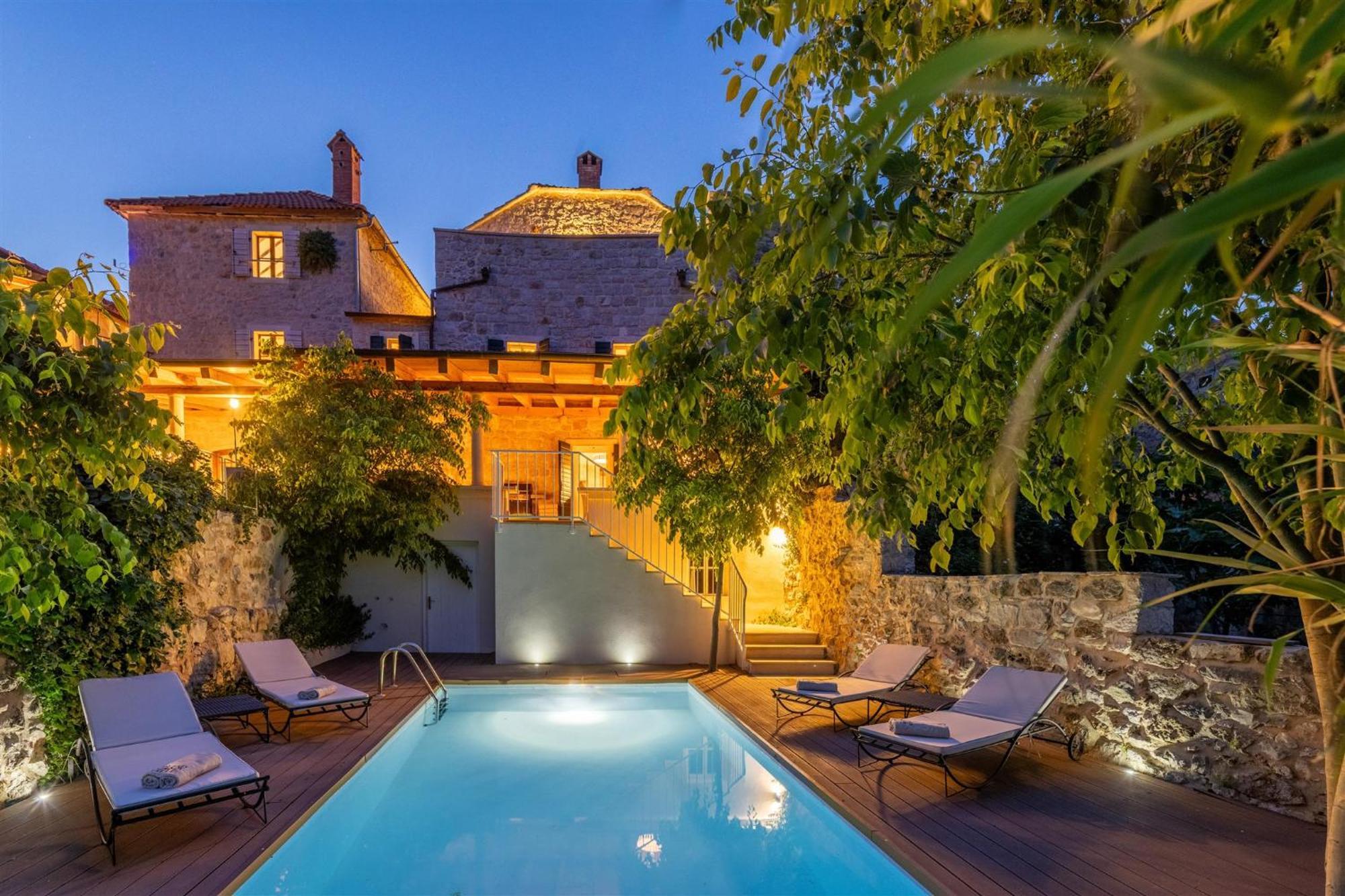 Dvor Pitve Villas Jelsa  Bagian luar foto